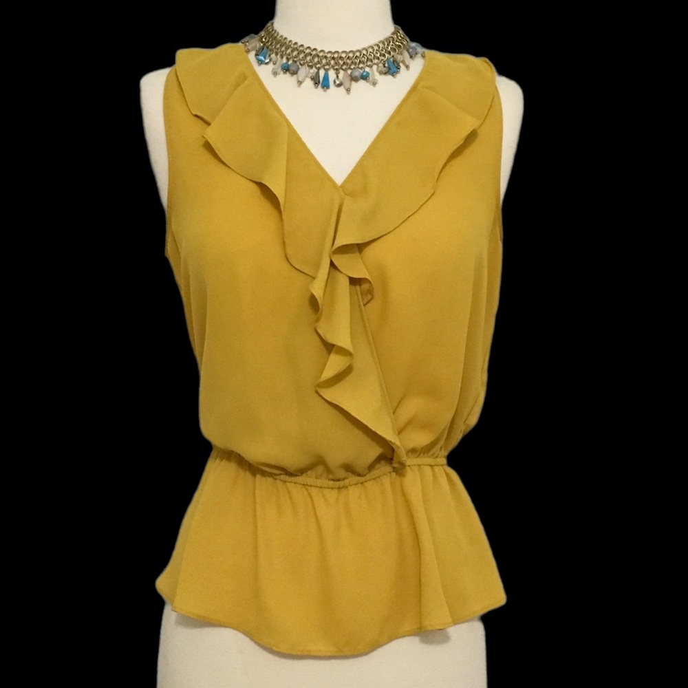 Banana Republic Ruffle Tank